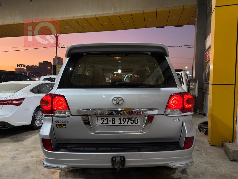 تويوتا لاندكروزر